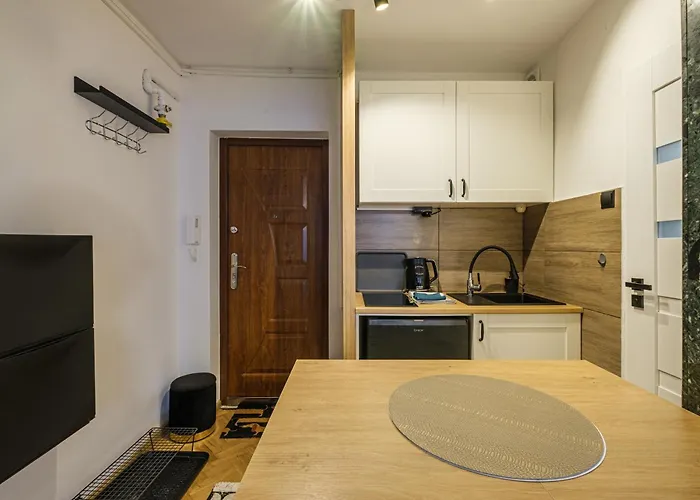 شقة Lux غدينيا